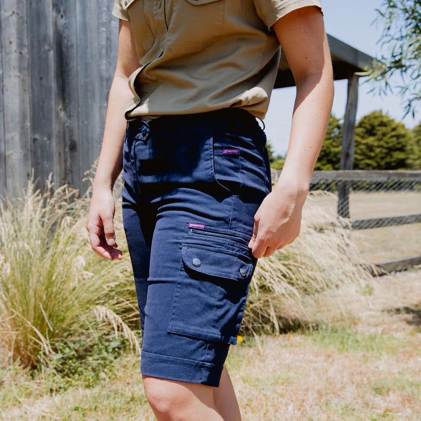 Women's Mid-Rise Shorts Give Cargo